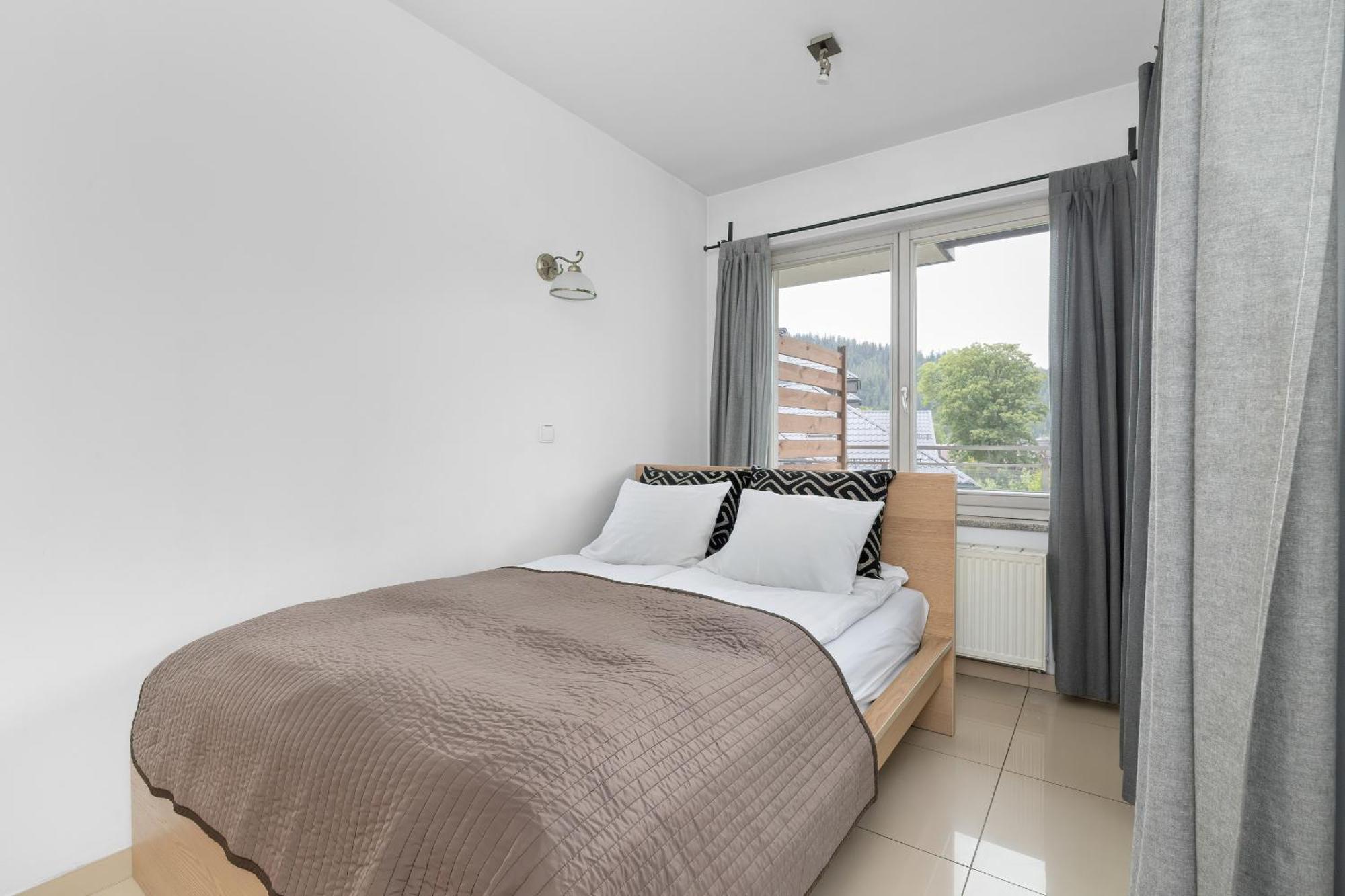 Przestronne Apartamenty W Zakopanem Z Trzema Sypialniami I Parkingiem By Noclegi Renters Екстер'єр фото