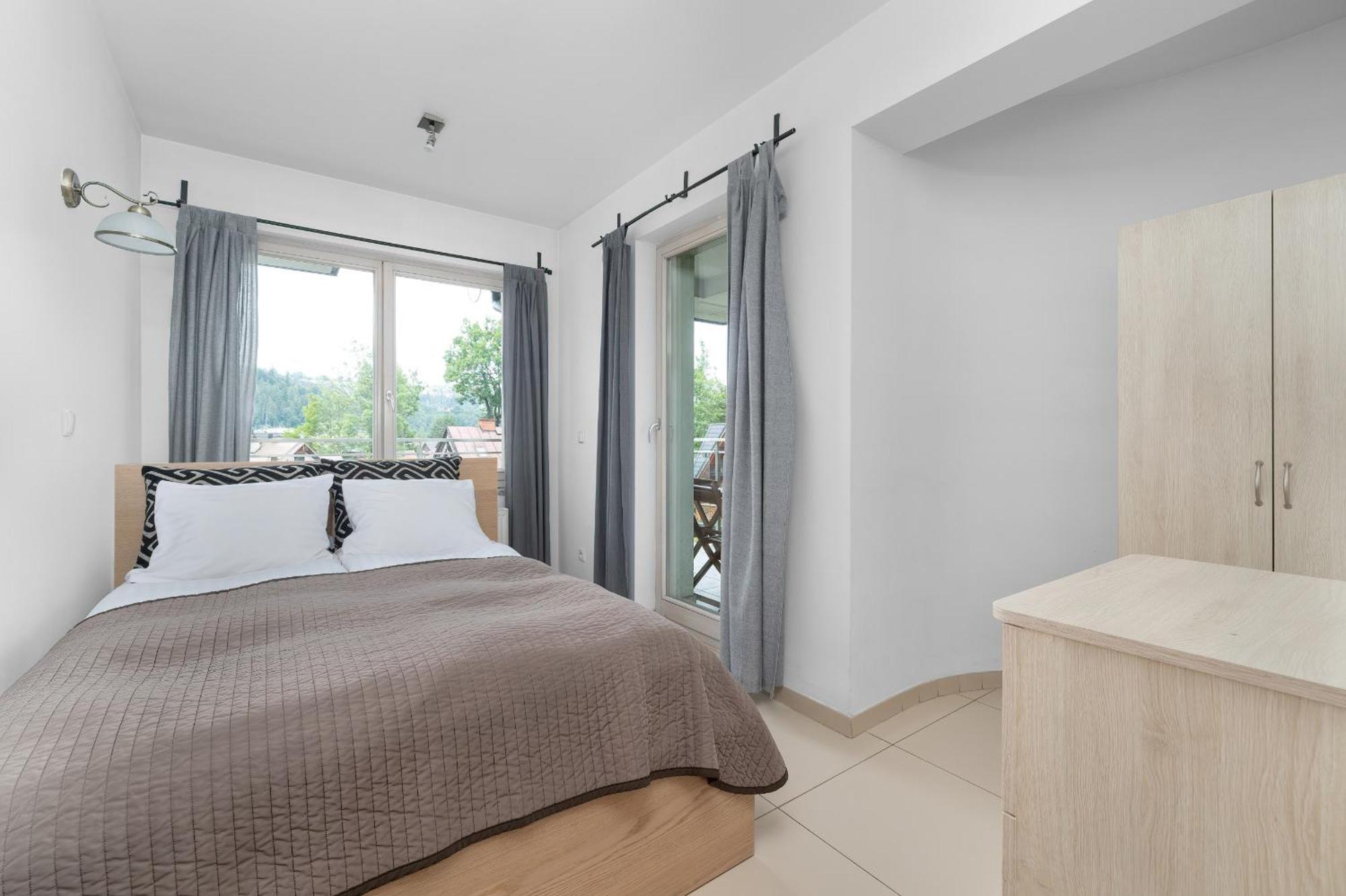 Przestronne Apartamenty W Zakopanem Z Trzema Sypialniami I Parkingiem By Noclegi Renters Екстер'єр фото